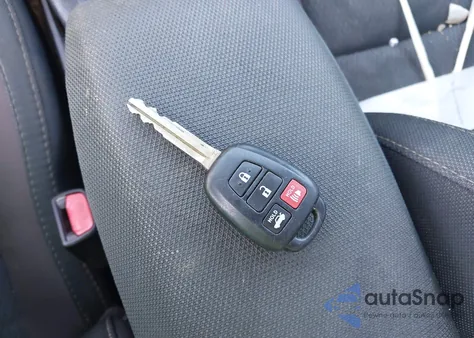 2018 Toyota Corolla L/Le/Xle/Se/Xse from USA, damaged, VIN 2T1BURHEXJC054138